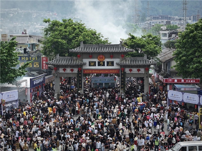 2026041508301819976.005