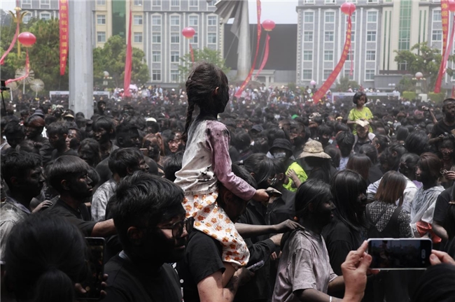 2026041508301819976.010